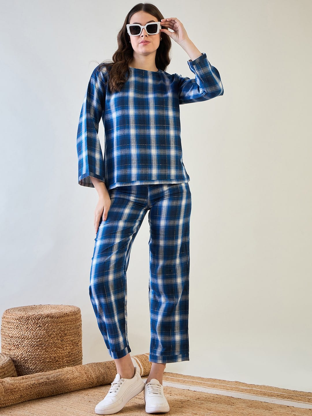 Comfortable Blue Plaid Cotton Pyjama Set - Image 3