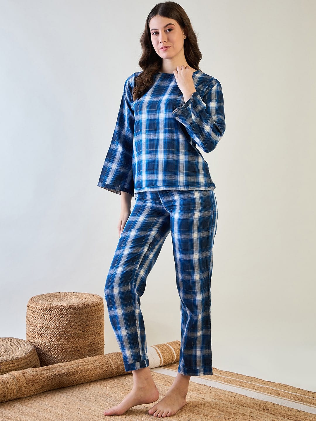 Comfortable Blue Plaid Cotton Pyjama Set - Image 4