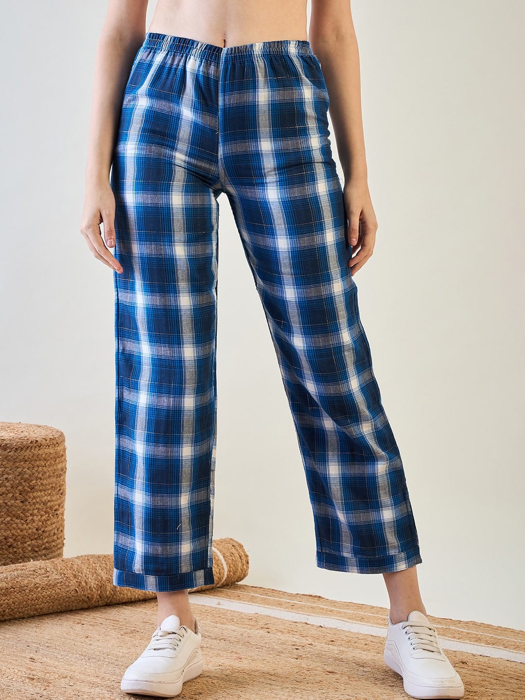 Comfortable Blue Plaid Cotton Pyjama Set - Image 7