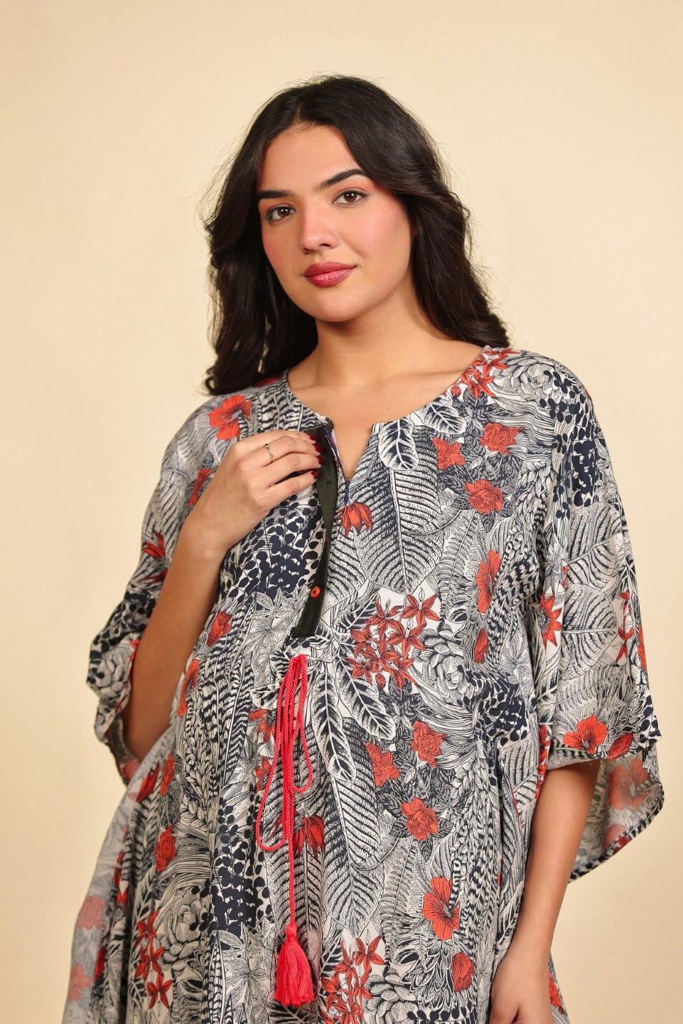 Grey and Red Tropical Foliage Print Viscose Maternity Kaftan - Image 5