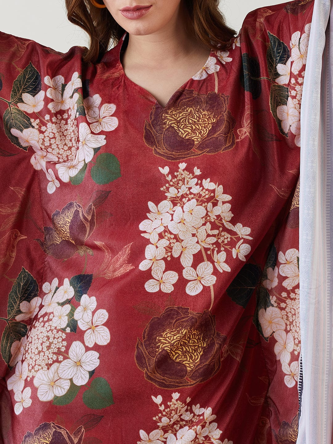 Maroon Radiant Blossom Kaftan - Image 5