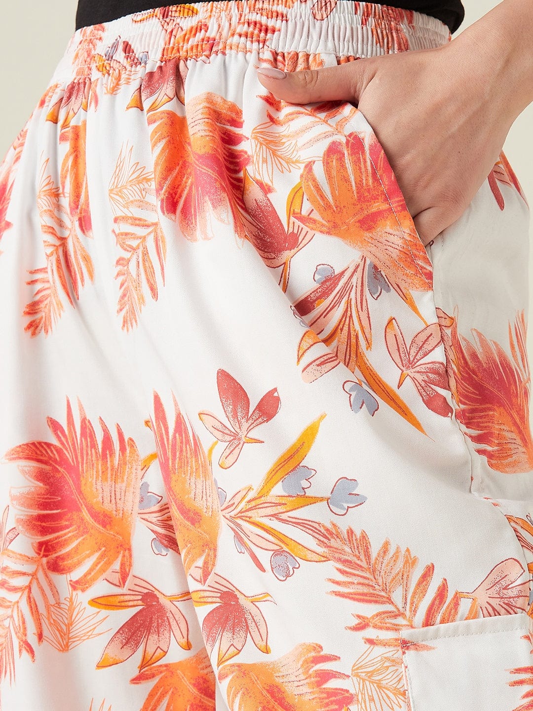 Palm leaves white cotton joggers - Image 5