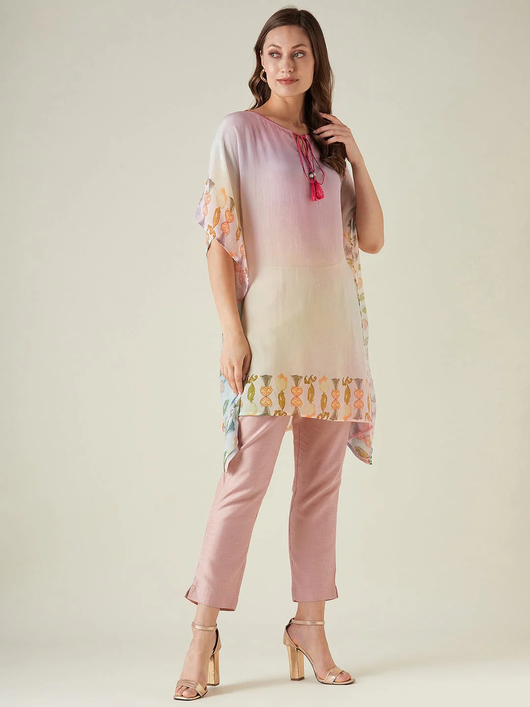 Pastel pink embroidered crepe kurta - Image 3