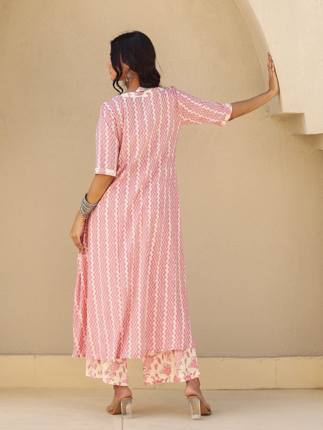 Pink Chevron Print Viscose Kurta Set - Image 3