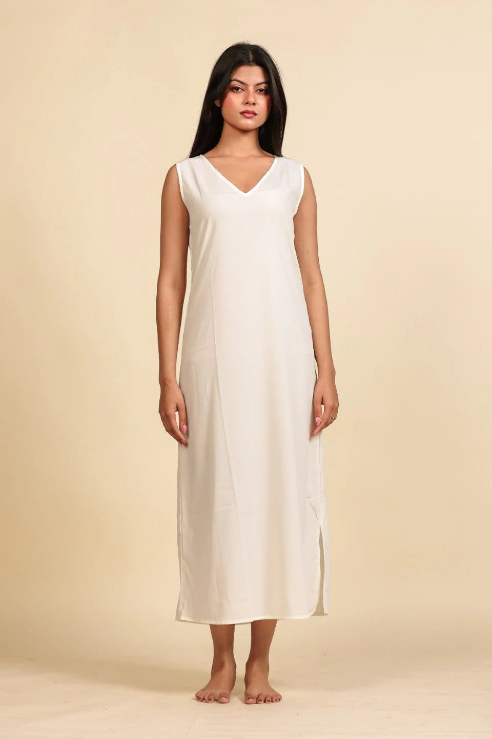 White and Black Geometric Print Georgette Kaftan with Black Lace Trim - Image 6