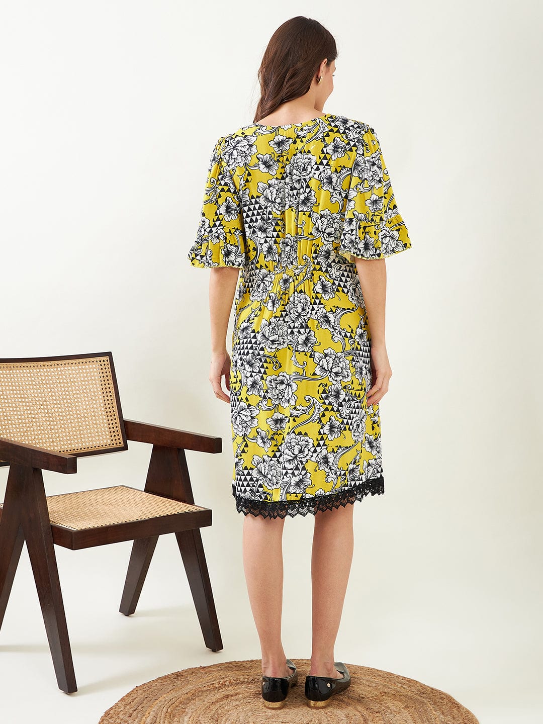 Yellow Abstract Floral Maternity Shift Dress - Image 4